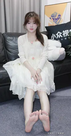 小众视觉 012-小薯条公主裙高跟凉拖搭配［92P/1V/5.73G］ - 3