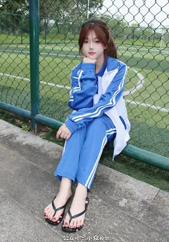 小众视觉 015-小薯条户外深圳校服白袜［128P/1V/5.34G］