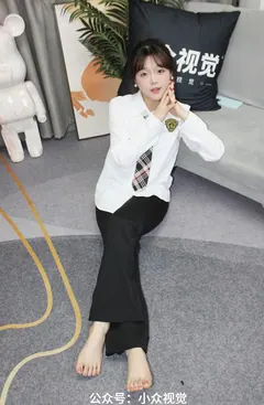 小众视觉 028-小薯条校服型正装［109P/1V/4.33G］ - 4