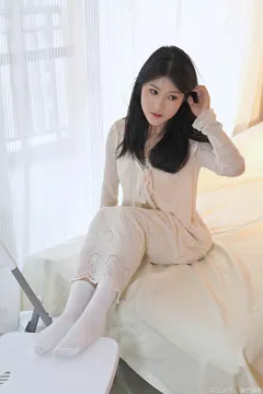 凝思摄影 NO.005 琦琦-连衣裙、短白袜、平底鞋[134P/1V/3.28GB] - 4