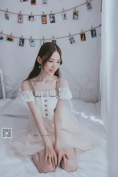 SSA丝社 第003期：我的公主床-肉丝裸足特写 [90P/51M] - 2