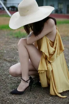 奈丝写真 NO.139：冰冰 – 绿意盎然 [30P/410MB] - 2