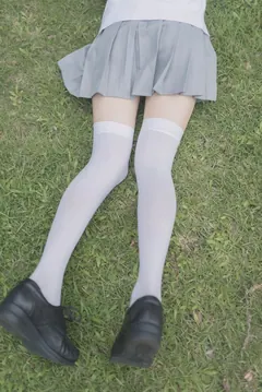 风之领域精品写真@No.190 踏青的白丝美少女 [50P/464MB] - 2