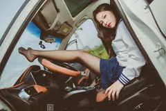 SSA丝社 第017期：小丝妹佳佳黑色长筒练车记 [62P/60M] - 1