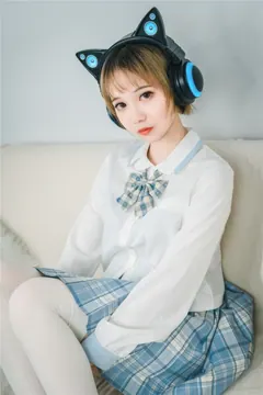 风之领域精品写真@No.202 爱听歌的白丝喵喵酱 [39P/278MB] - 3