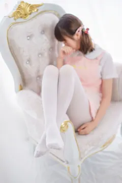 喵写真 VOL.002 粉红小美眉的白丝 [76P/465MB] - 1