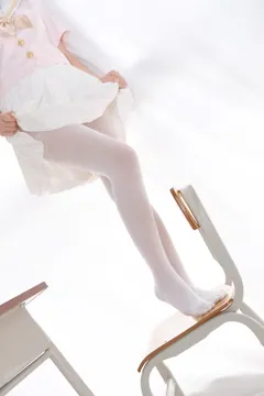 喵写真 VOL.007 课桌上白丝水手服 [55P/360MB] - 3
