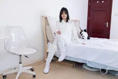 勿恋传媒 NO.2551 青柠-古风长靴、薄肉丝[240P/1V/5.34GB] - 3