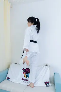 勿恋传媒 NO.2552 菜菜-人字拖、黑色踩脚裤袜、裸足、纯白棉袜[230P/1V/5.35GB] - 3