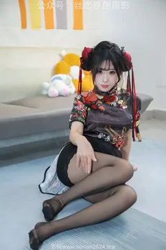 丝恋摄影 NO.011 小梦-绣花旗袍 黑色丝袜 黑色增高鞋[258P/1V/3.67GB] - 4