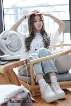 [MZSOCK]爱镁足 NO.349 姿涵[107P/1V/2.36GB] - 2