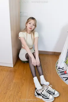 [BoBoSocks袜啵啵]NO.636 小甜豆-帆布鞋、纯白棉袜、薄黑丝、裸足[178P/1V/8.30GB] - 3