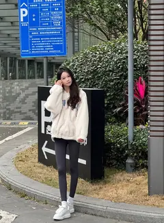 脚模面试脸足同框套路系列-225 长腿嫩足 [13V/36M] - 1