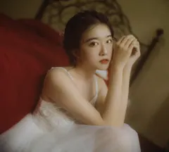 [YITUYU艺图语]2023.02.05 看得见风景的房间 知岫[23+1P/446MB] - 2