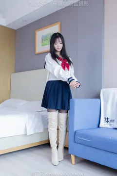 [BoBoSocks袜啵啵]NO.642 甜甜圈-过膝靴、板鞋、白棉袜、薄黑丝[152P/1V/7.23GB] - 2