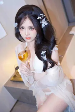 miko酱ww – 慵懒时刻[15P/188MB] - 2