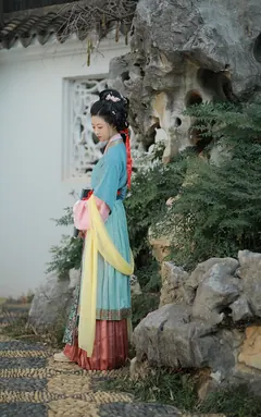 [YITUYU艺图语]2023.02.18 莫失所念 YunFleur[30+1P/617MB] - 1