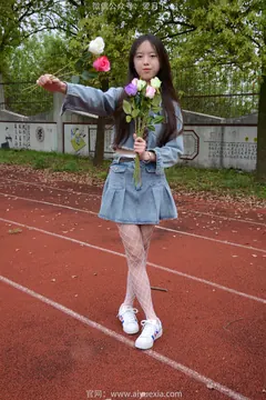 爱月下056期[100P/1V/3.02G] - 3