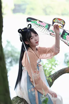 [YITUYU艺图语]2023.02.21 春柳捻纸鸢 栗子蛋糕[20+1P/176MB] - 4