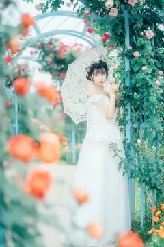 [YITUYU艺图语]2023.02.23 浪漫之花 绮罗生的小苏苏[24+1P/400MB] - 2