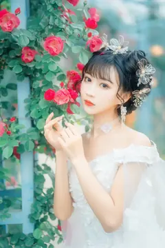 [YITUYU艺图语]2023.02.23 浪漫之花 绮罗生的小苏苏[24+1P/400MB] - 4