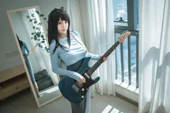 三無人型 – 吉他美眉[24P/223MB] - 3
