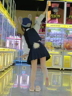 小羊蛋卷 同学上课了兔子[9P/97M] - 2