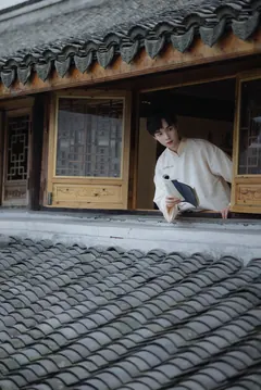 [YITUYU艺图语]2023.02.24 从前 奈何何何啊 [21+1P/221MB] - 2