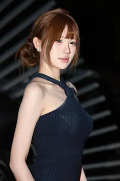 精选街拍作品 NO.6616 深蓝色包屯裙小解解[238P/208MB] - 4