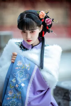 [YITUYU艺图语]2023.03.02 清汉女游园 壹萱-[44+1P/476MB] - 4