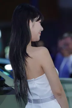 精选街拍作品 NO.6644 水灵灵白色抹胸裙[72P/135MB] - 3