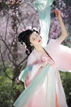 [YITUYU艺图语]2023.03.06 陌上花开 吾岁[26+1P/572MB] - 4