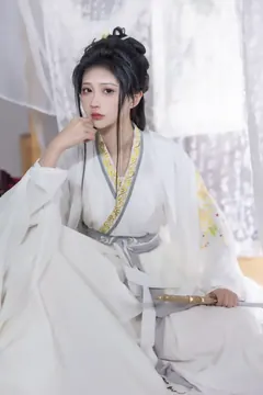 [YITUYU艺图语]2023.03.09 染江山 绮罗生的小苏苏[24+1P/210MB] - 2