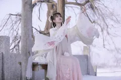 [YITUYU艺图语]2023.03.11 比翼 阿瞳[20+1P/249MB] - 2