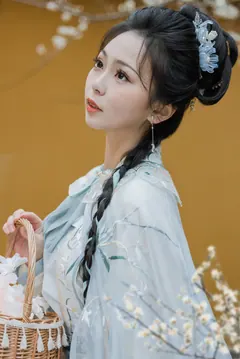 [YITUYU艺图语]2023.03.15 青梅 阡墨红尘[27+1P/580MB] - 3