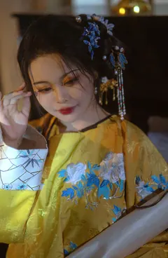 [YITUYU艺图语]2023.03.21 旧时光 远谷君[20+1P/83MB] - 1