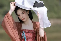 [YITUYU艺图语]2023.03.23 八归·秋江带雨 芝芝琪[19+1P/259MB] - 2