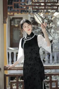 [YITUYU艺图语]2023.03.25 玉兰花 粉面姑娘[26+1P/261MB] - 1