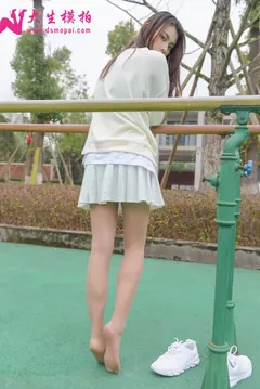 大生模拍 No.177 雯雯_运动鞋的味道 [61P/115MB] - 3