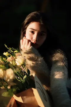 [YITUYU艺图语]2023.03.30 光影与晚霞下的少女 思分[20+1P/435MB] - 4