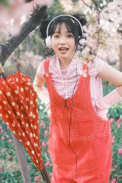 [YITUYU艺图语]2023.03.30 和春天的约会 贝贝bu睡觉[24+1P/597MB] - 2