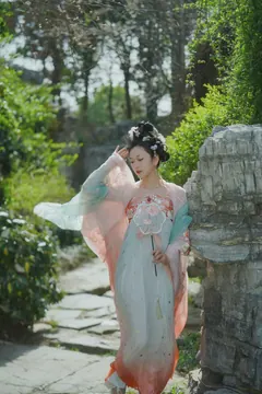 [YITUYU艺图语]2023.04.01 春庭月 静静[21+1P/382MB] - 4