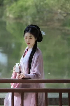 [YITUYU艺图语]2023.04.04 虎丘行 谢昀[28+1P/258MB] - 3