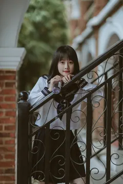 [YITUYU艺图语]2023.04.04 跟那年的我们好好告别 园子[53+1P/753MB] - 4