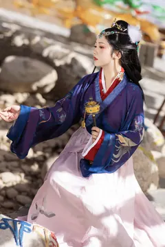 [YITUYU艺图语]2023.04.05 山神赋 沉诗思[24+1P/258MB] - 2