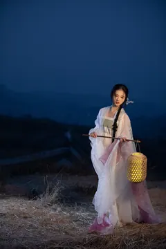 [YITUYU艺图语]2023.04.06 莫道桑榆晚，为霞尚满天 贝贝爱吃山竹[21+1P/257MB] - 4