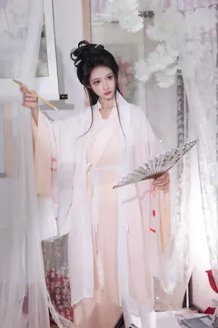 [YITUYU艺图语]2023.04.06 长相 绮罗生的小苏苏[24+1P/237MB] - 2