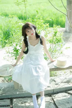 [YITUYU艺图语]2023.04.12 尝一口夏天 不吃海带 [31+1P/334MB] - 2