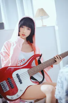 [YITUYU艺图语]2023.04.13 练琴的清晨 木棉棉VwV[24+1P/178MB] - 1
