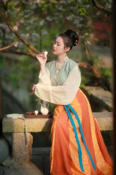 [YITUYU艺图语]2023.04.16 春日宴 汤圆 [47+1P/947MB] - 2
